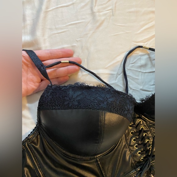 Black Faux Leather Push-up Bra Top with Lace and Strap Details - Picture 3 of 8